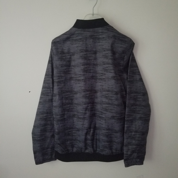 NEW BALANCE | track jacket windbreaker gray black sz Medium - Picture 4 of 4